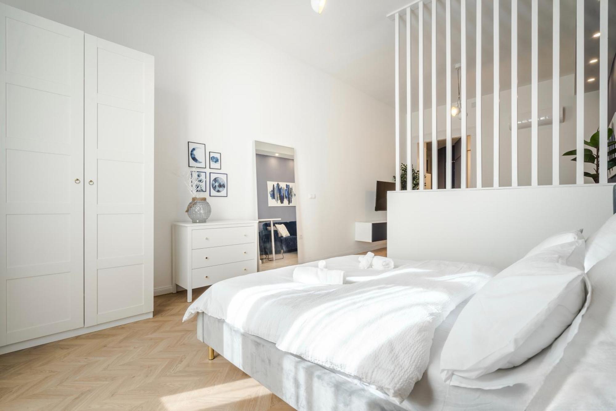 D58 - Grand Boulevard Royal Apartment - Best Location By Bqa بودابست المظهر الخارجي الصورة